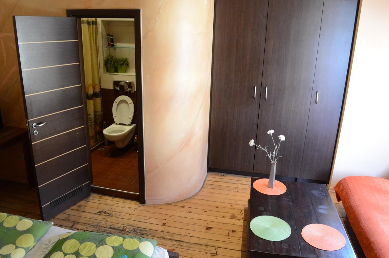 Хостелы Elegance Hostel and Guesthouse София-23