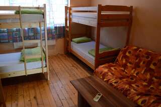 Хостелы Elegance Hostel and Guesthouse София Кровать в общем 6-местном номере для мужчин и женщин-4