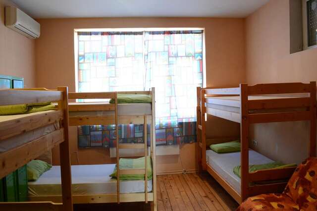 Хостелы Elegance Hostel and Guesthouse София-16